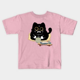 This is a cat sipping tea MASKS Kids T-Shirt